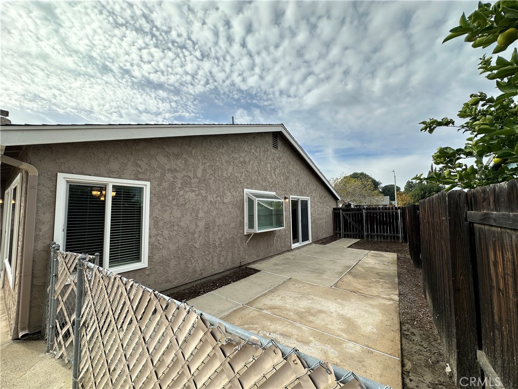 1427 Garnet Street