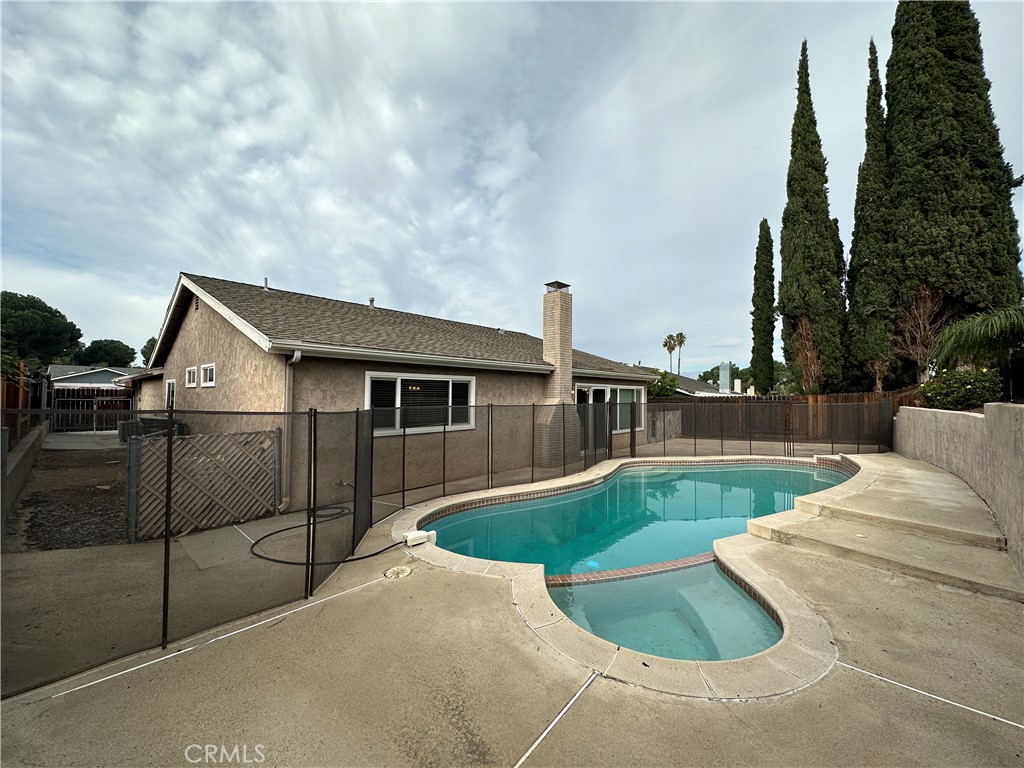 1427 Garnet Street
