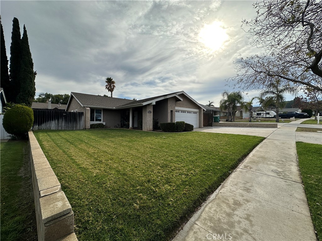 1427 Garnet Street