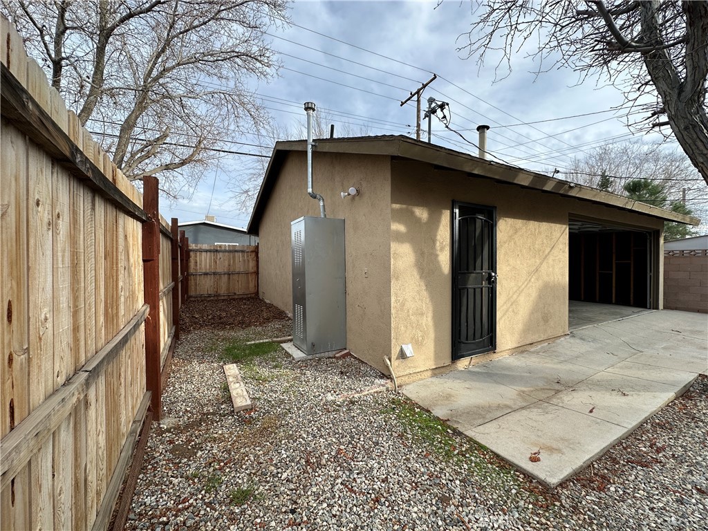 44042 Higbee Avenue