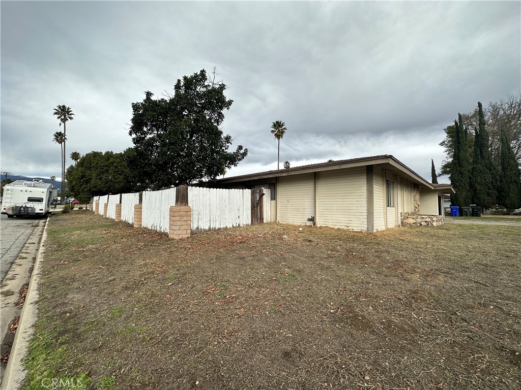 19650 Kauri Avenue