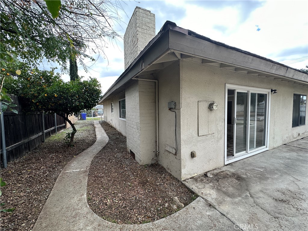 19650 Kauri Avenue