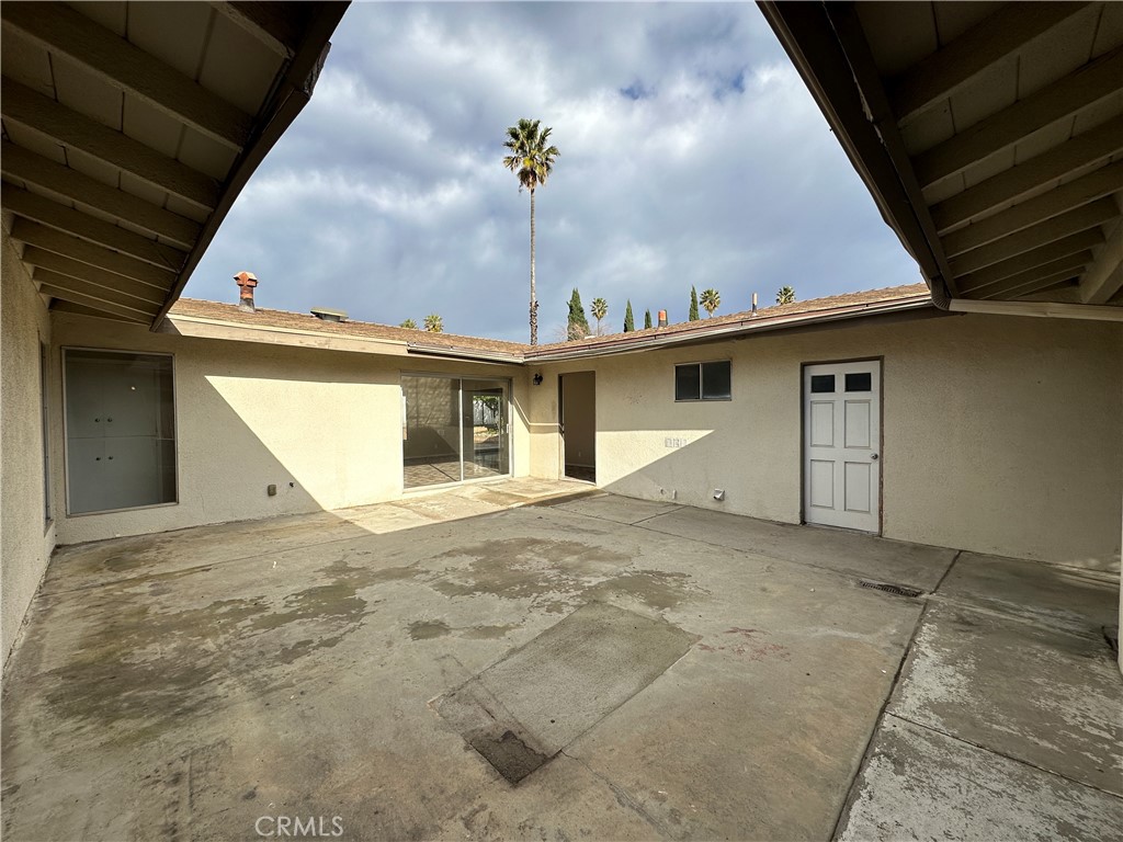 19650 Kauri Avenue