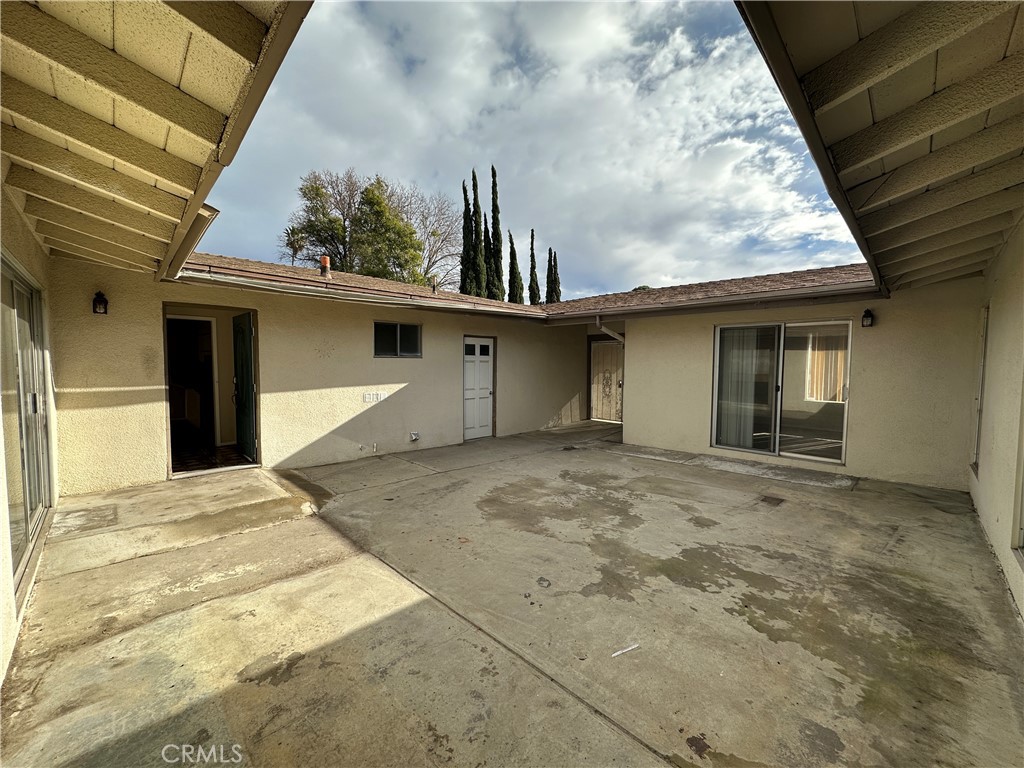 19650 Kauri Avenue