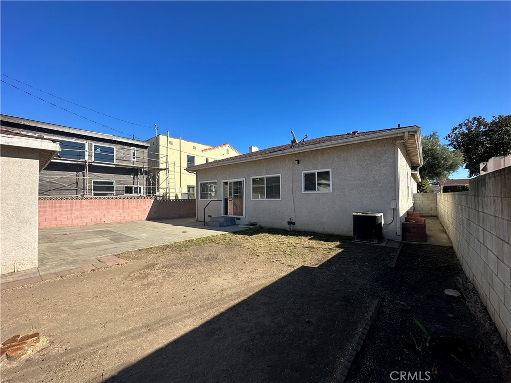1713 S Stoneman Avenue