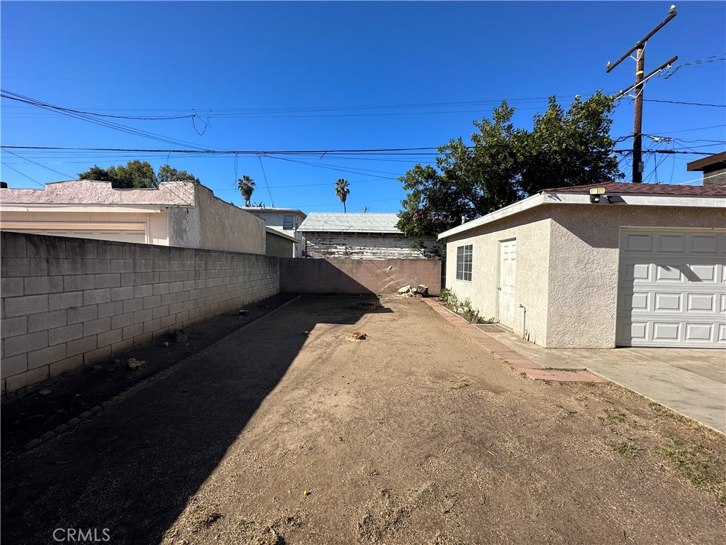 1713 S Stoneman Avenue