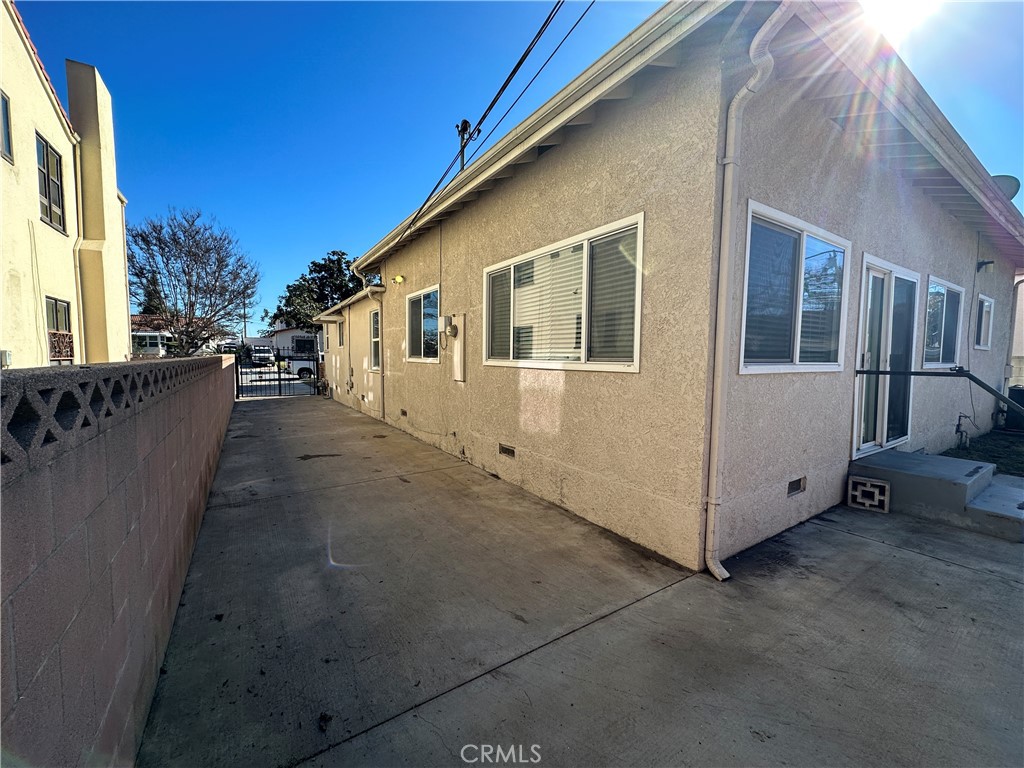 1713 S Stoneman Avenue