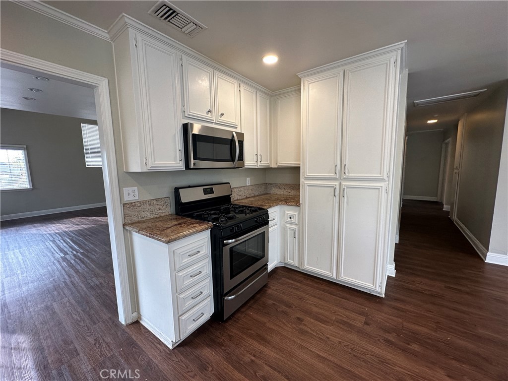 1087 Baseline Road