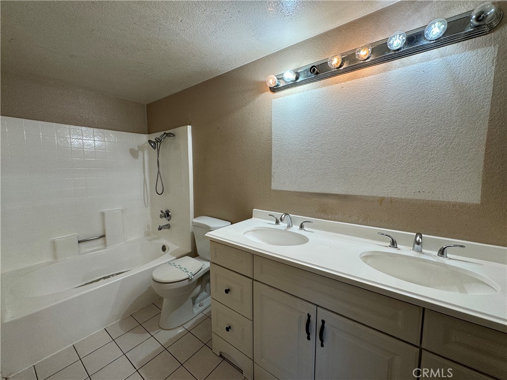 511 Barca Creek Drive