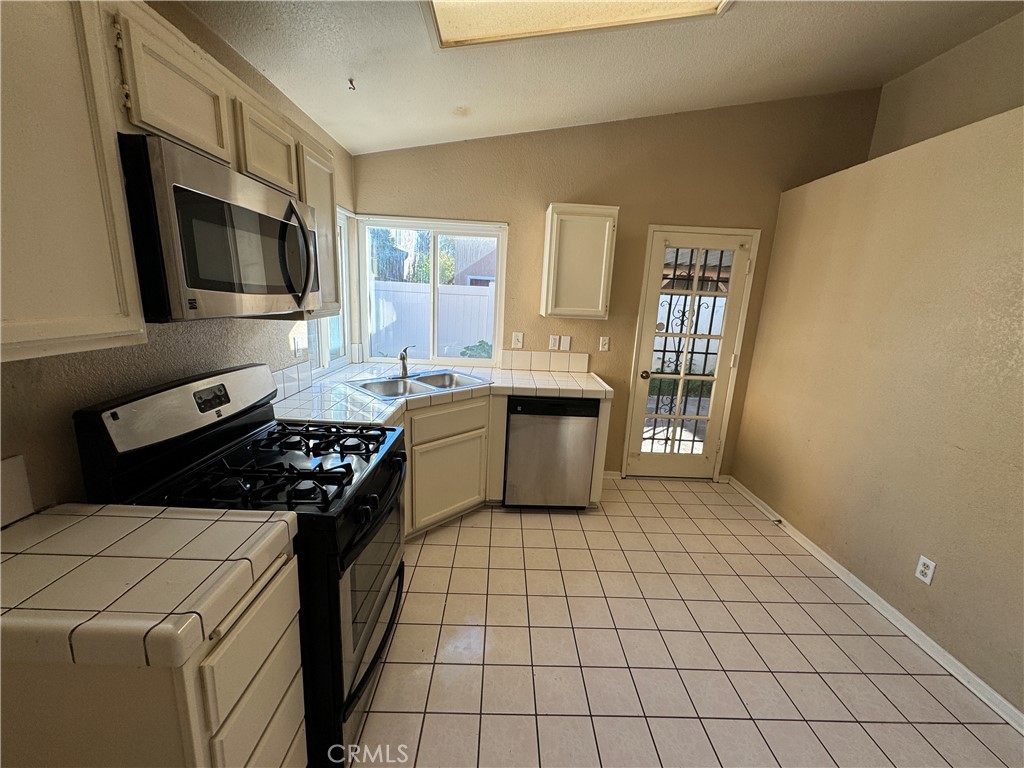 511 Barca Creek Drive