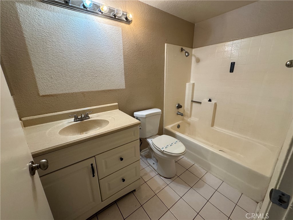 511 Barca Creek Drive
