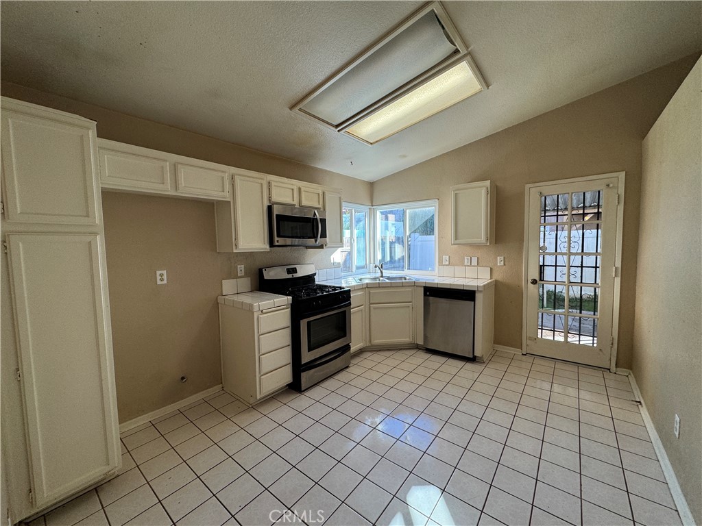 511 Barca Creek Drive