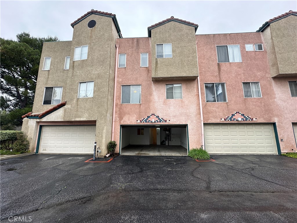 13901 Olive View Lane 12