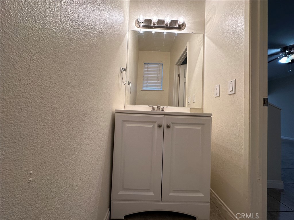 13901 Olive View Lane 12