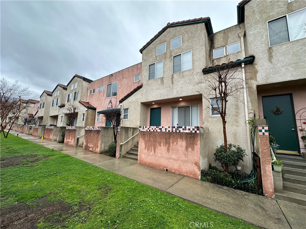 13901 Olive View Lane 12