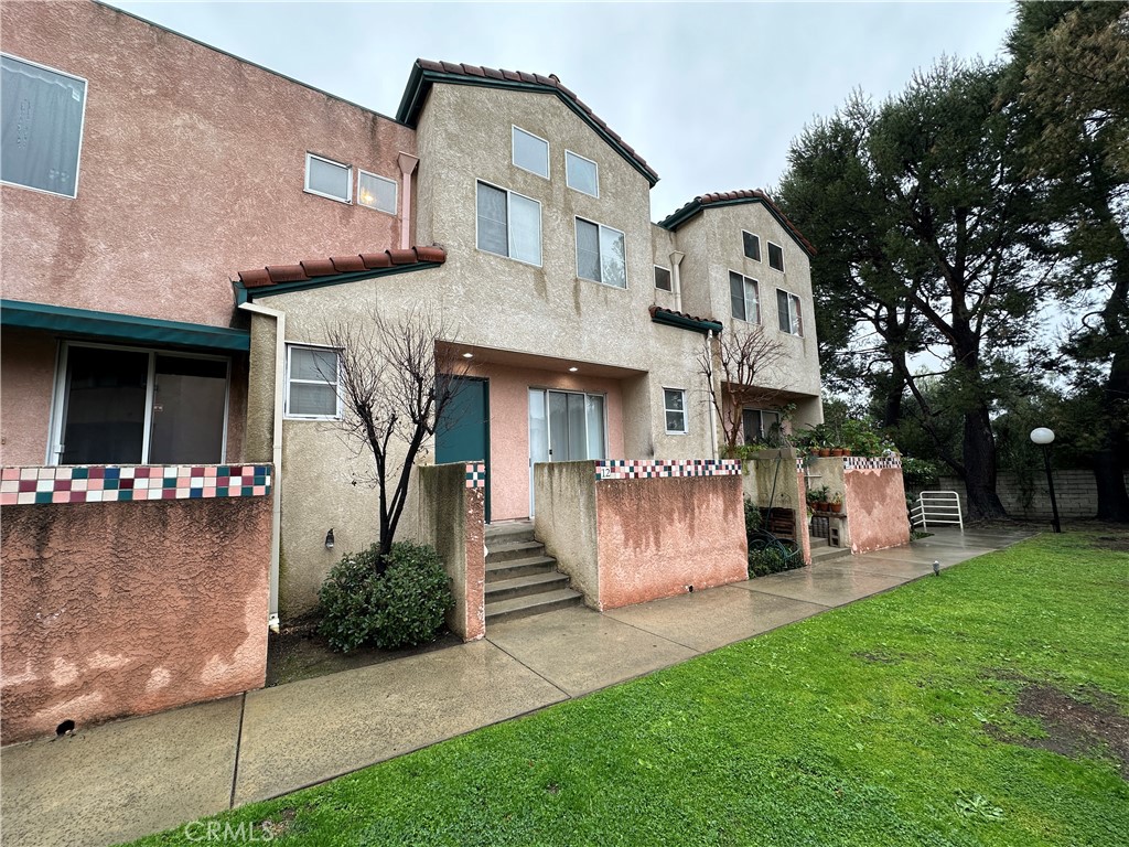 13901 Olive View Lane 12