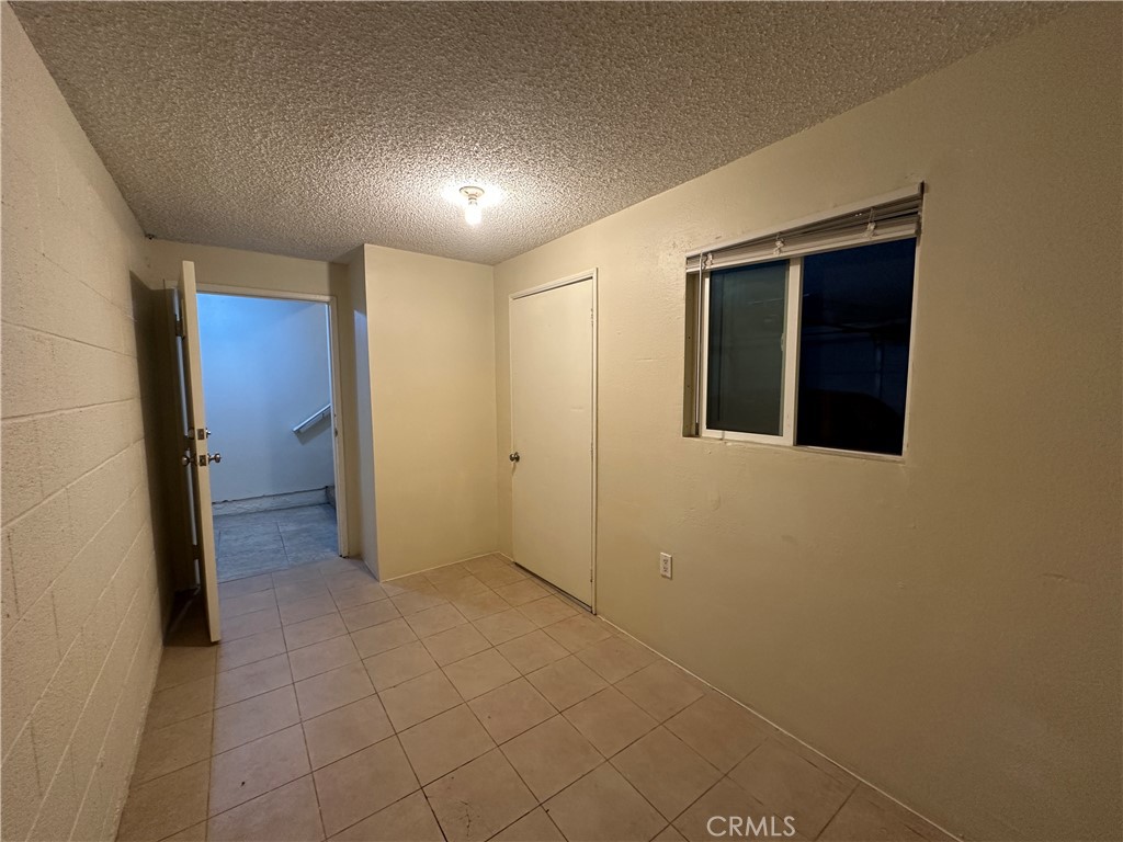 13901 Olive View Lane 12