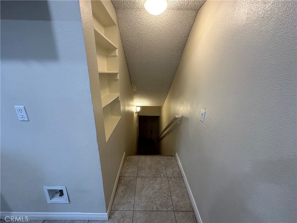 13901 Olive View Lane 12