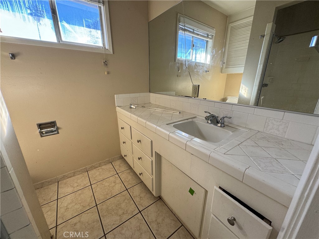 348 N 40th Street
