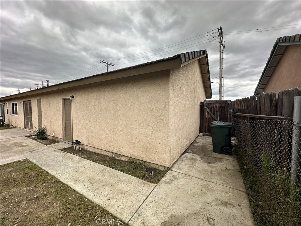 1678 W Etiwanda Avenue