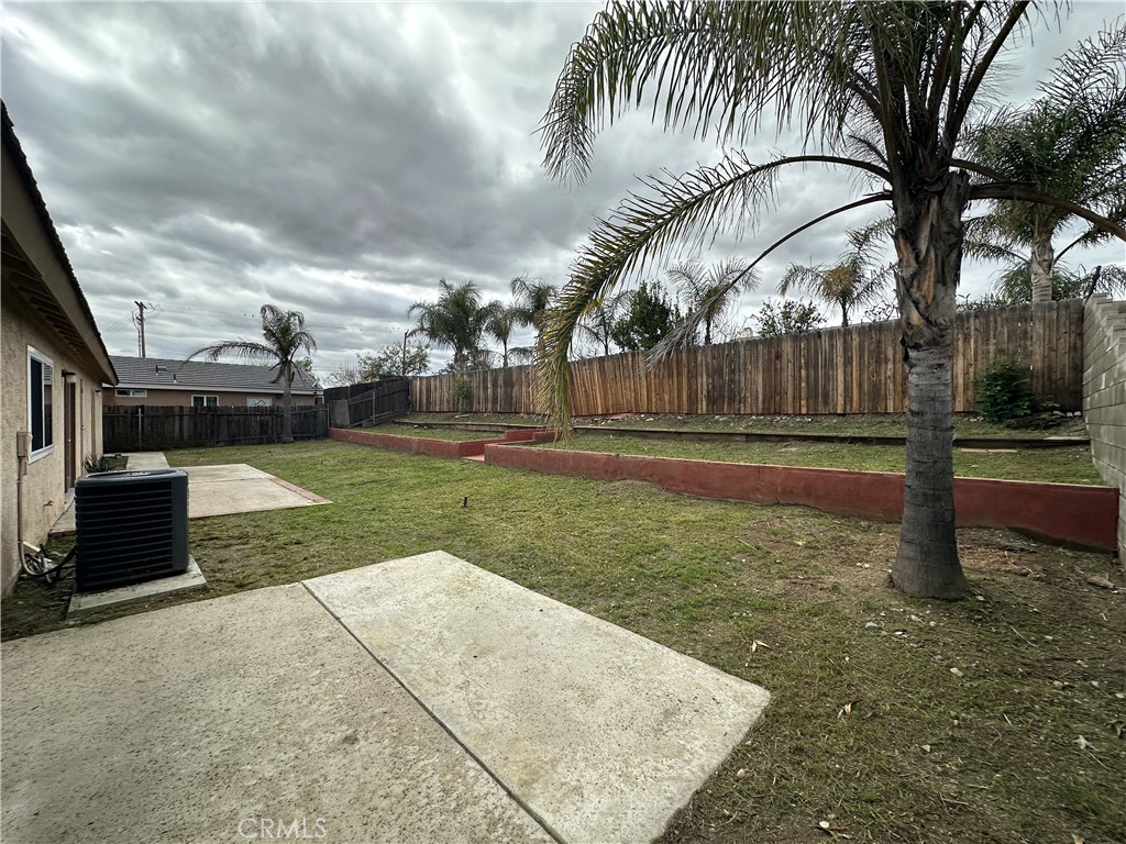 1678 W Etiwanda Avenue