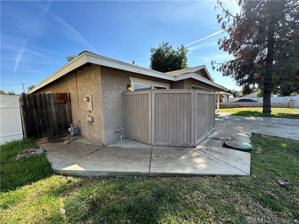 13598 Terra Bella Avenue