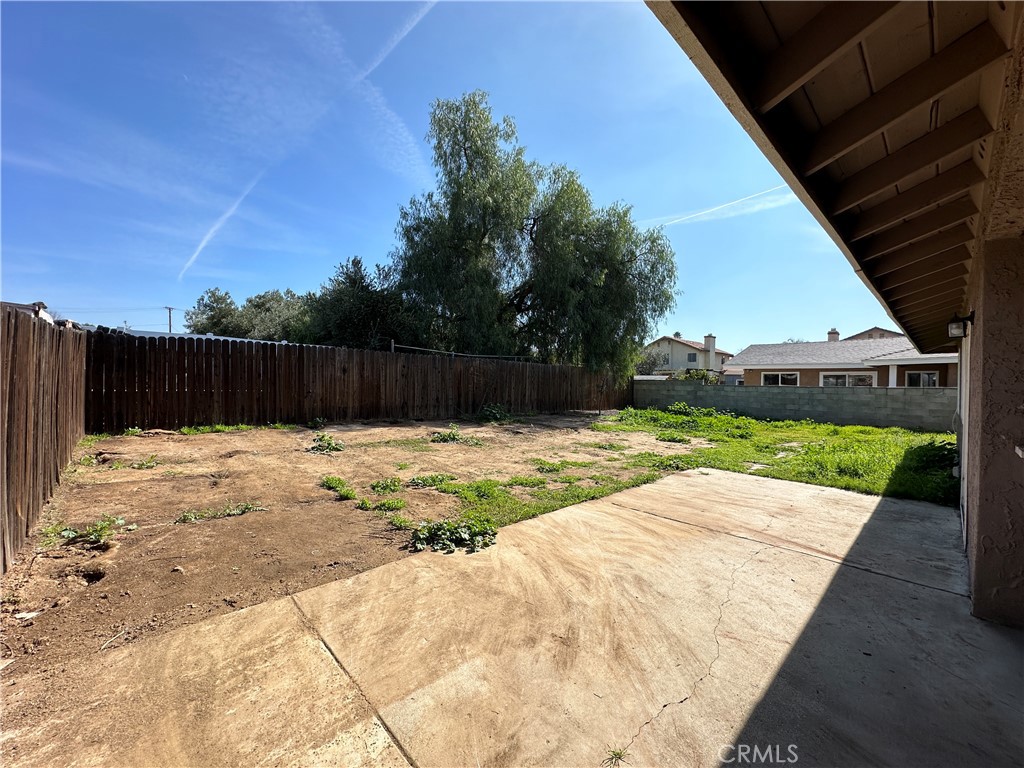 13598 Terra Bella Avenue