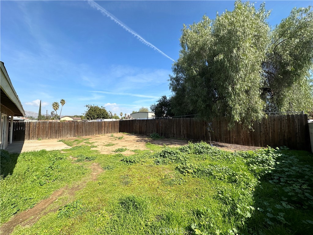 13598 Terra Bella Avenue