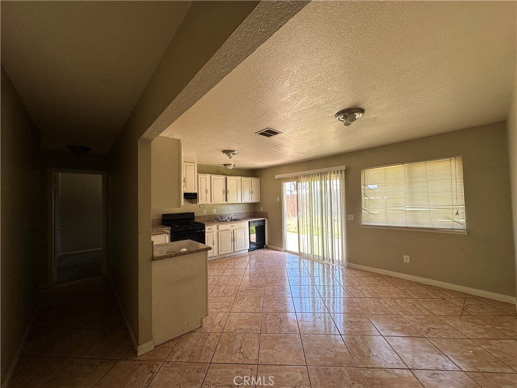 13598 Terra Bella Avenue