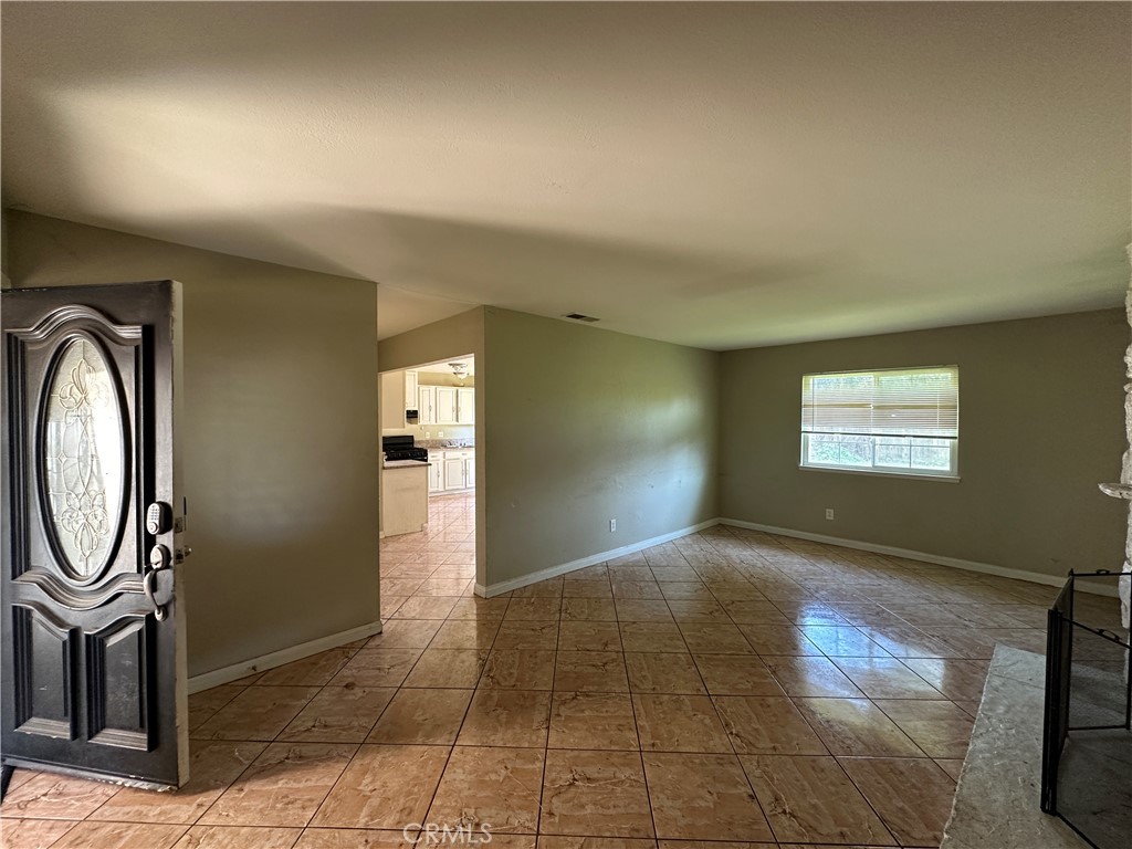 13598 Terra Bella Avenue