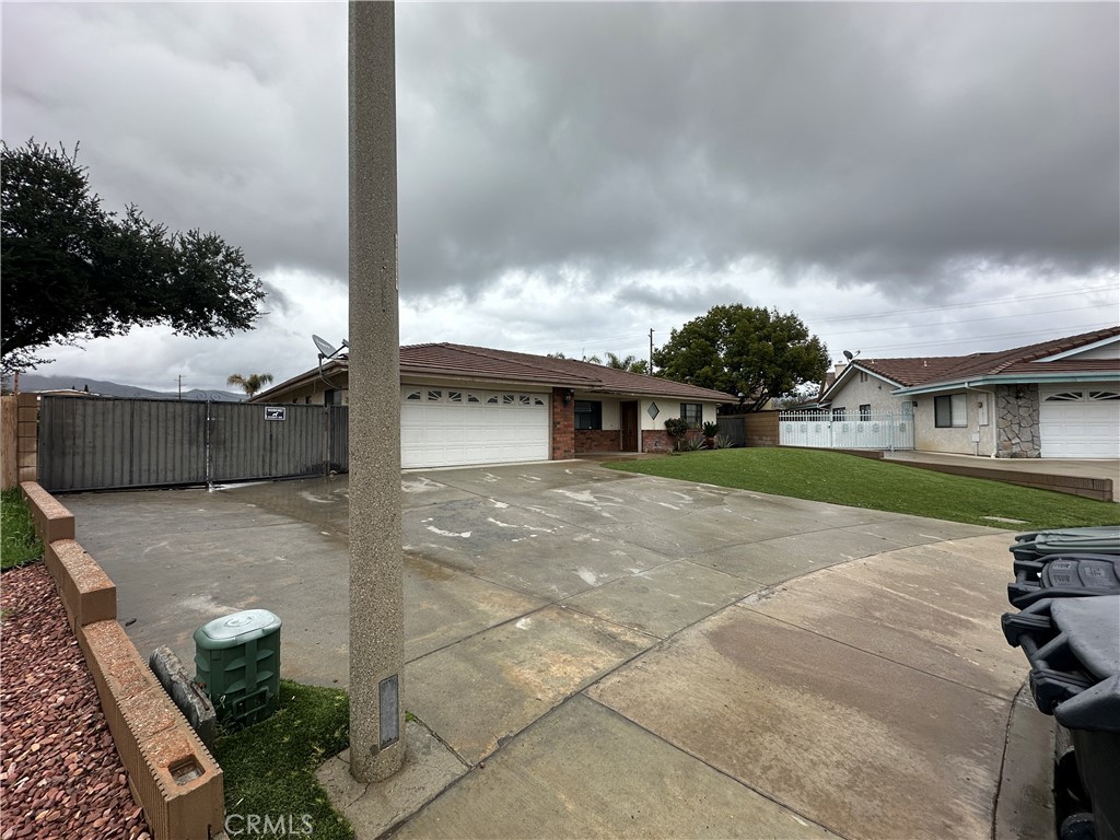 4390 Flightwood Circle