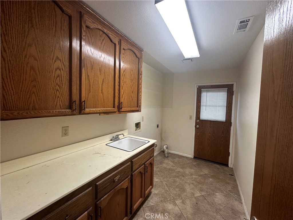 4390 Flightwood Circle
