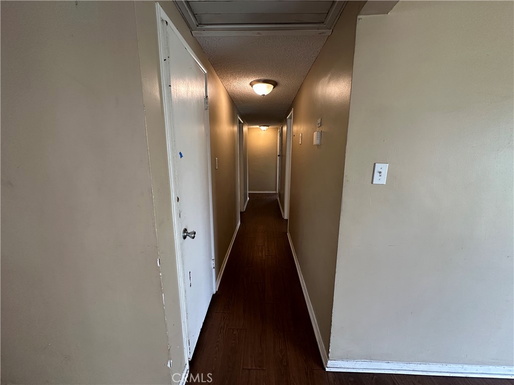 2033 W Elm Avenue