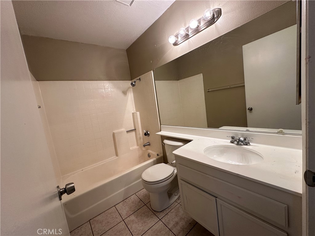 24690 Rugby Lane