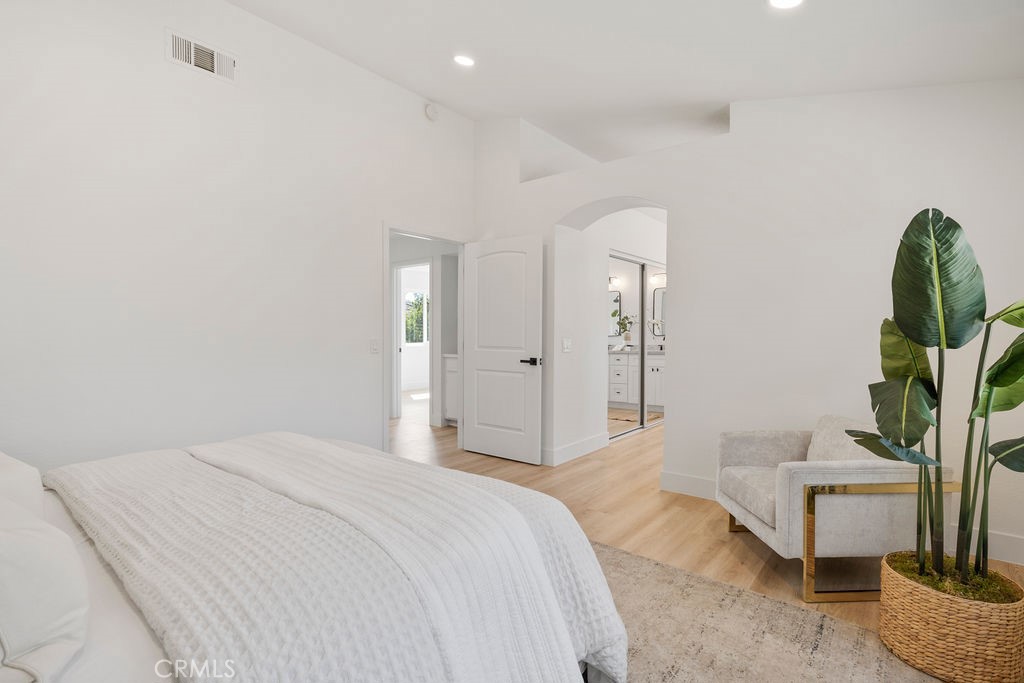32280 Camino Herencia