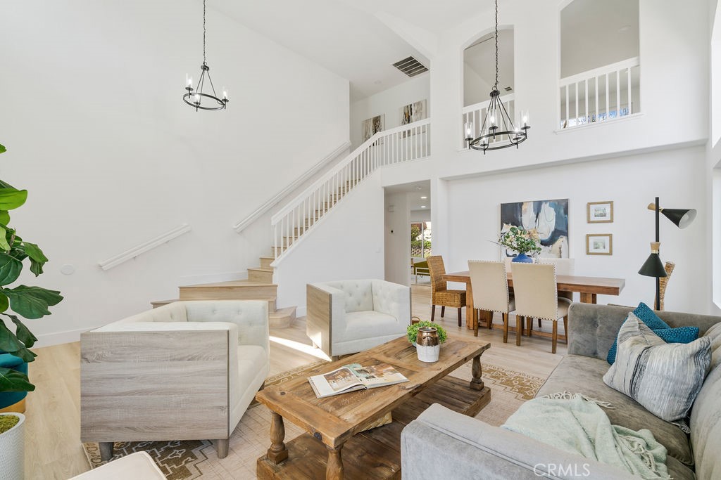 32280 Camino Herencia