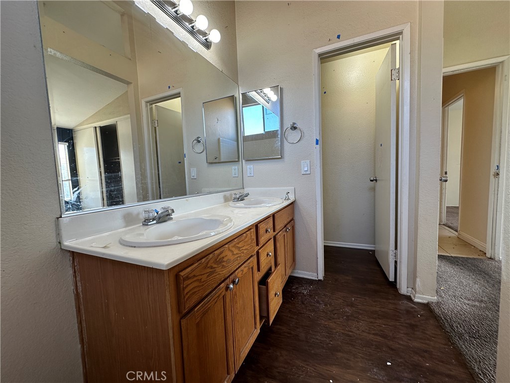 37729 67th Street E