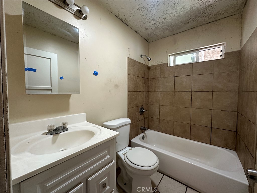 2101 W 134th Street