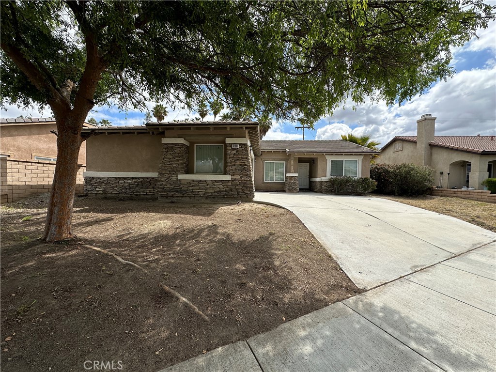 810 Aria Road