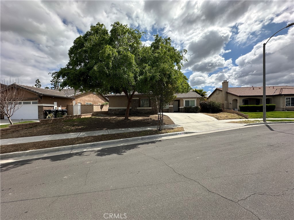 810 Aria Road