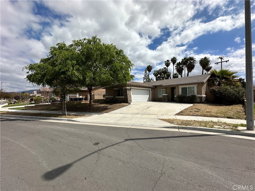 810 Aria Road