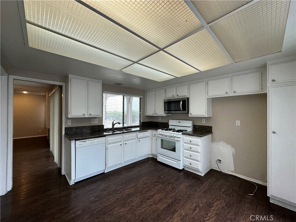 54 Meadow View Drive