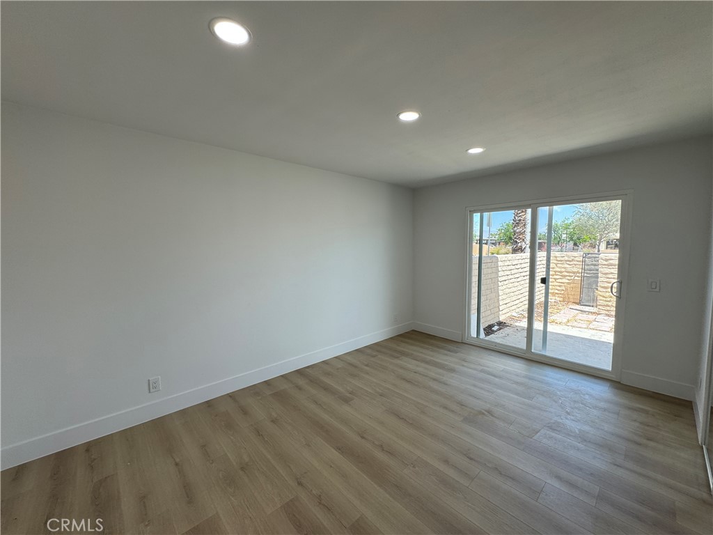 4093 E Calle De Carlos 1