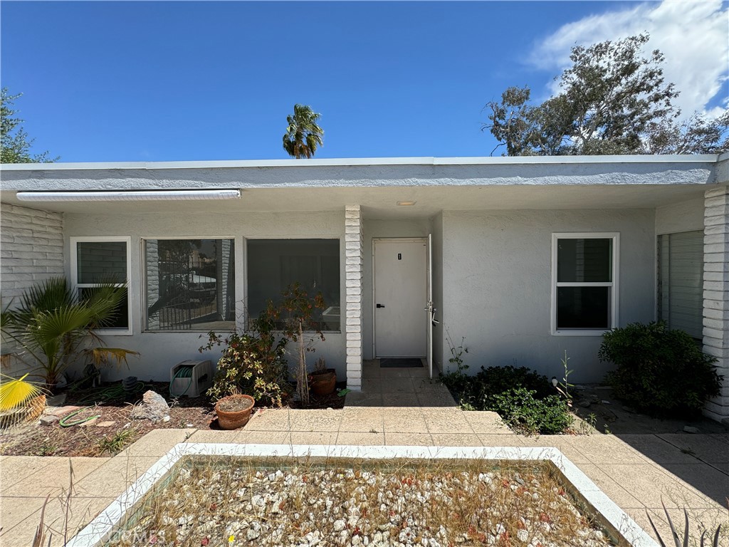 4093 E Calle De Carlos 1