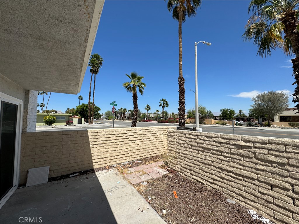 4093 E Calle De Carlos 1