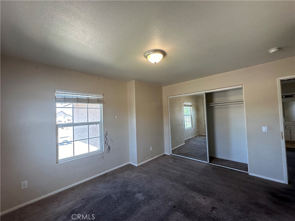2237 Glimmer Way