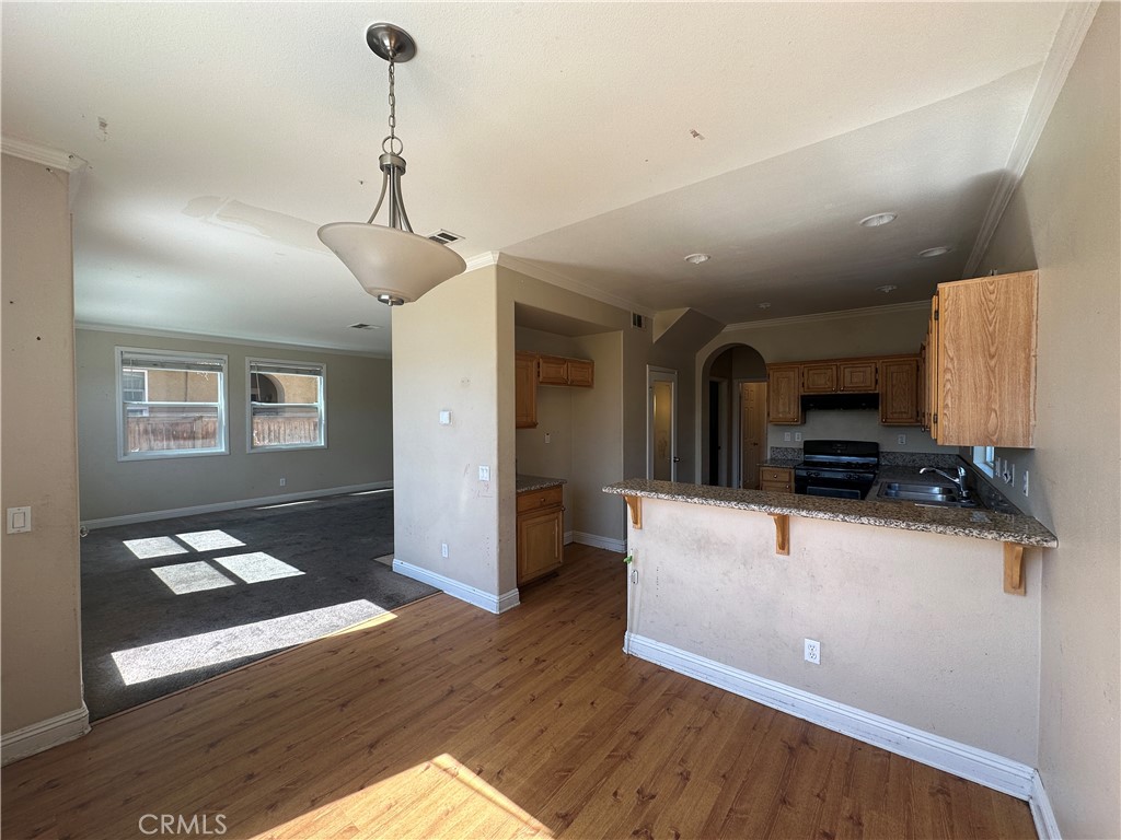 2237 Glimmer Way