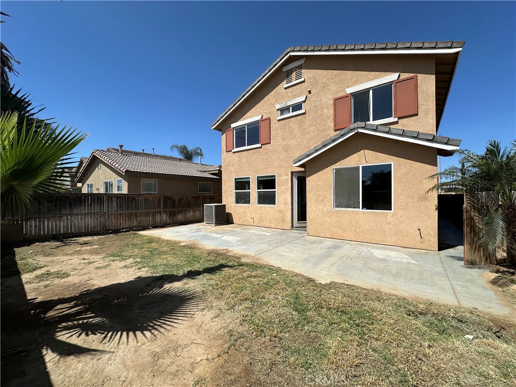 2237 Glimmer Way