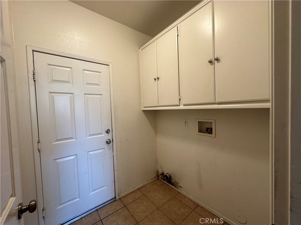2237 Glimmer Way