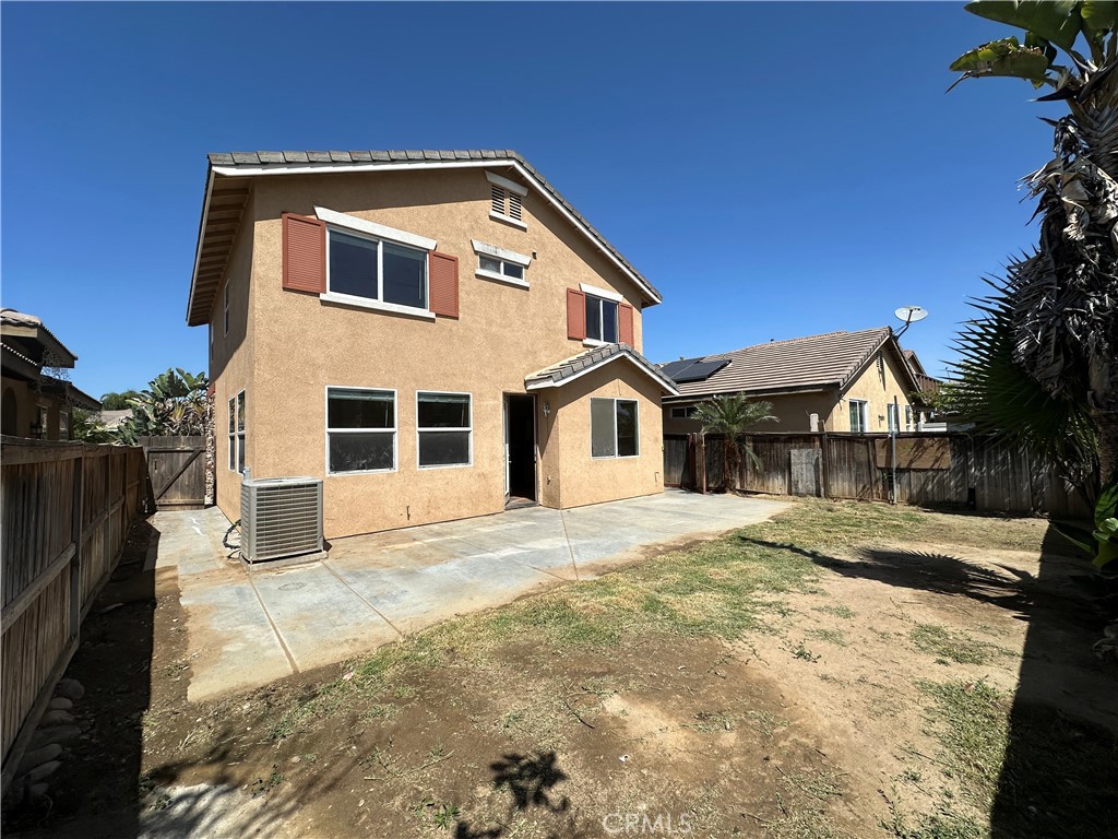 2237 Glimmer Way